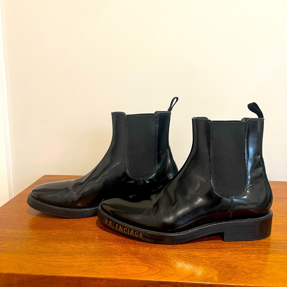 Balancinga women boots size 7